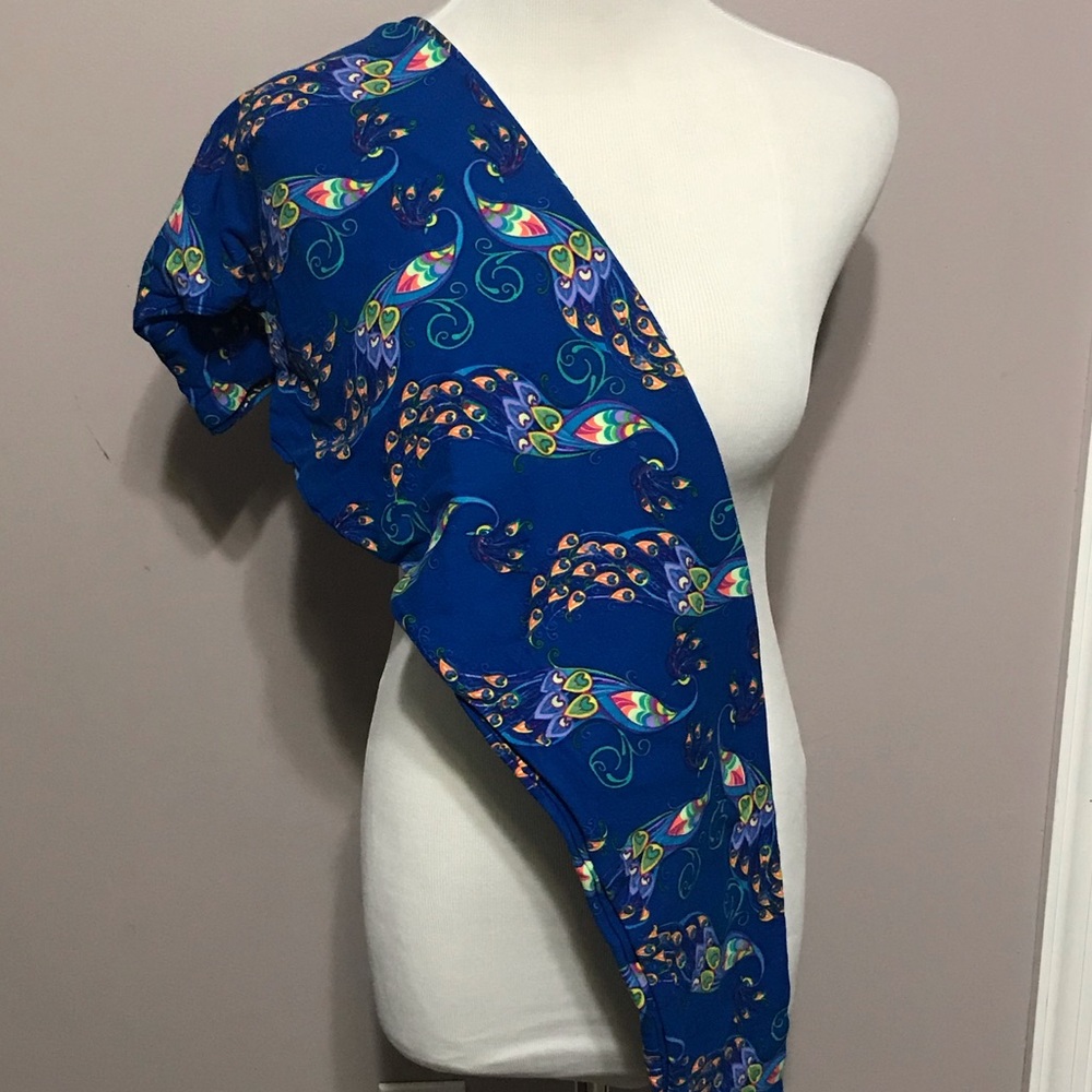 New! Unicorn print - Blue peacock in TC
